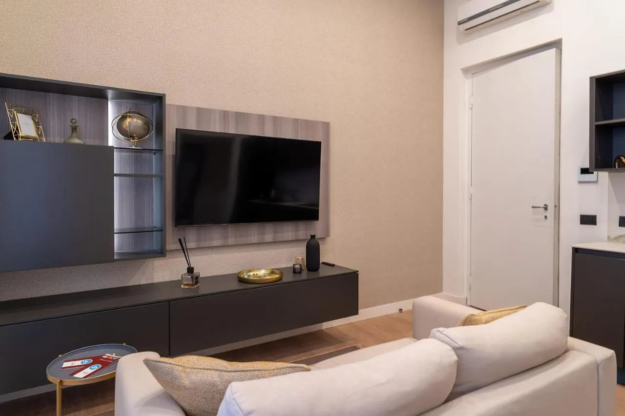 Margherita Apartments Naples 0*,  Italy