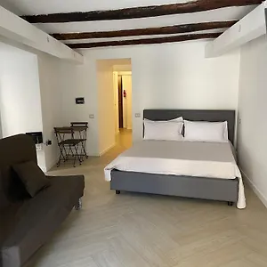 Apartamento Casa Nina - Egiziaca Luxury, Nápoles