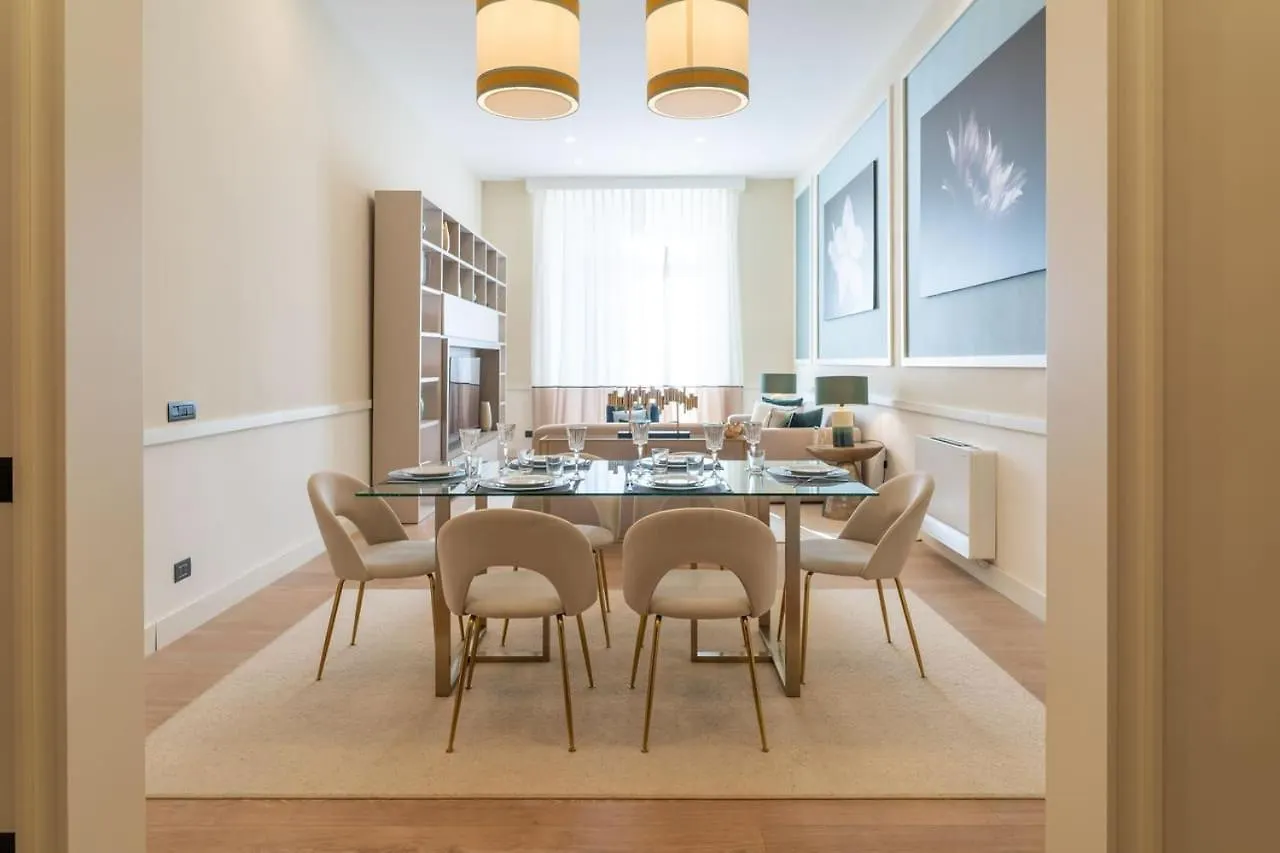Margherita Apartments Napoli Italia